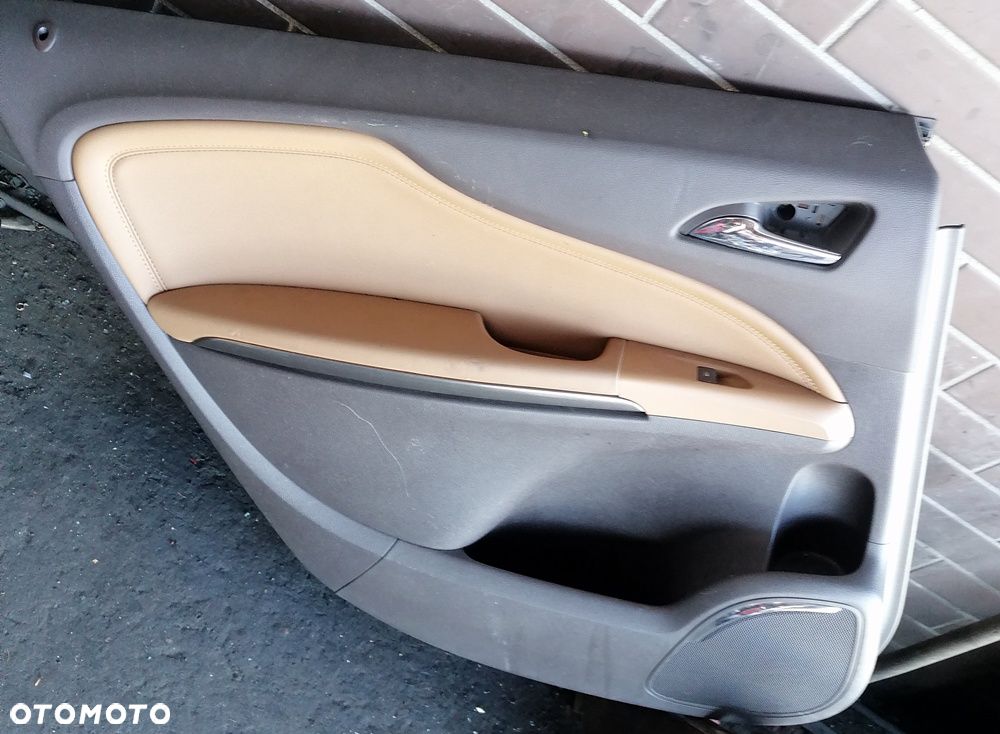 OPEL ZAFIRA C 12r FOTELE KANAPA PÓŁSKÓRA 5OSÓB BOCZKI KOMPLET - 8