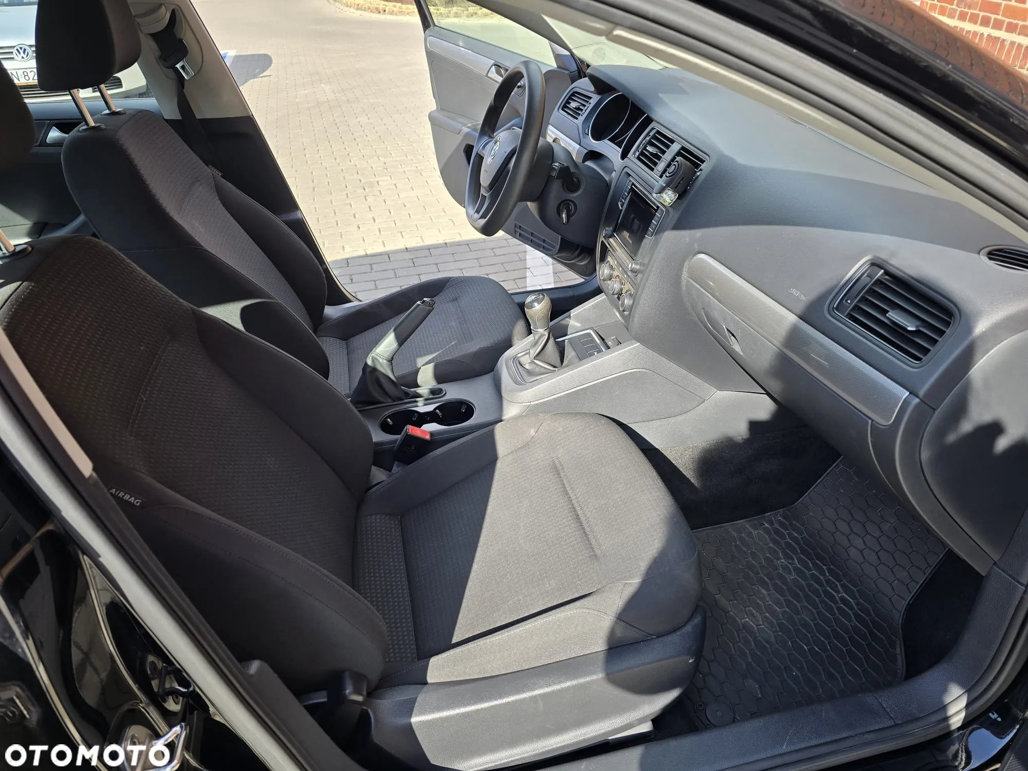 Volkswagen Jetta 2.0 TDI DPF BMT Trendline - 12