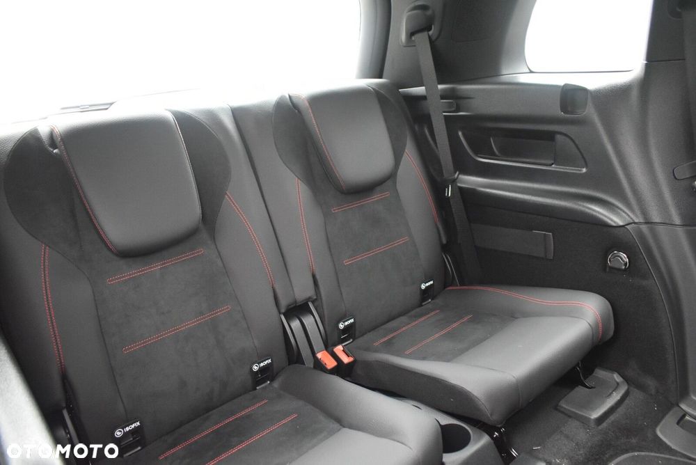 Mercedes-Benz GLB 220 d 4-Matic AMG Line 8G-DCT - 11