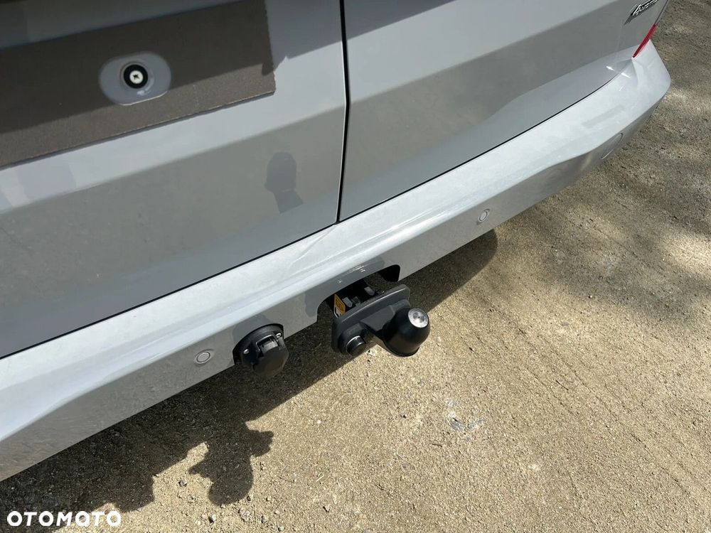 Volkswagen Transporter Furgon L2/4MOTION 4x4/AUTOMAT, 2.0 TDI 150 KM - 32