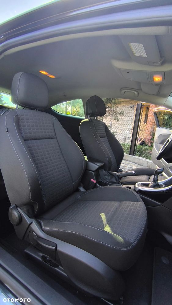 Opel Astra 1.4 Turbo - 15