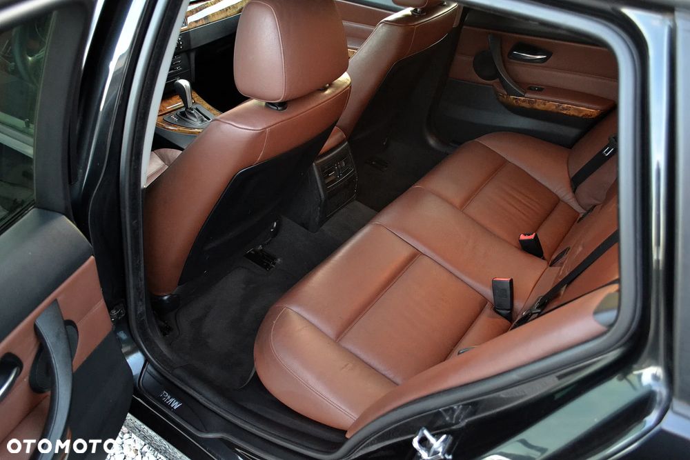 BMW Seria 3 320d DPF - 9