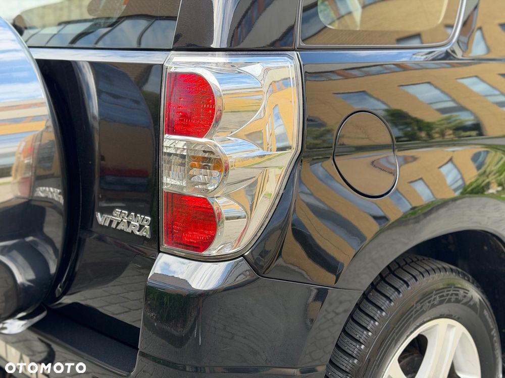 Suzuki Grand Vitara 1.6 - 13