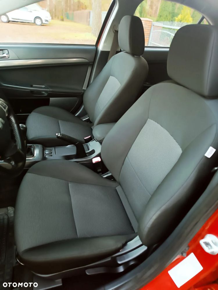 Mitsubishi Lancer 1.8 Instyle - 12
