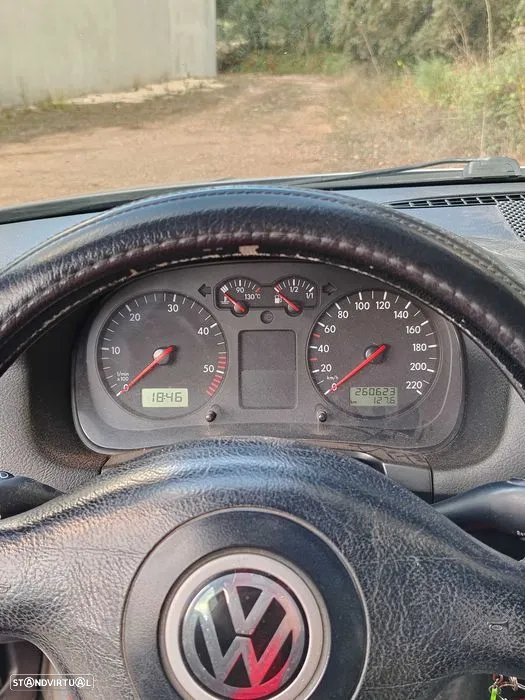 VW Golf - 6