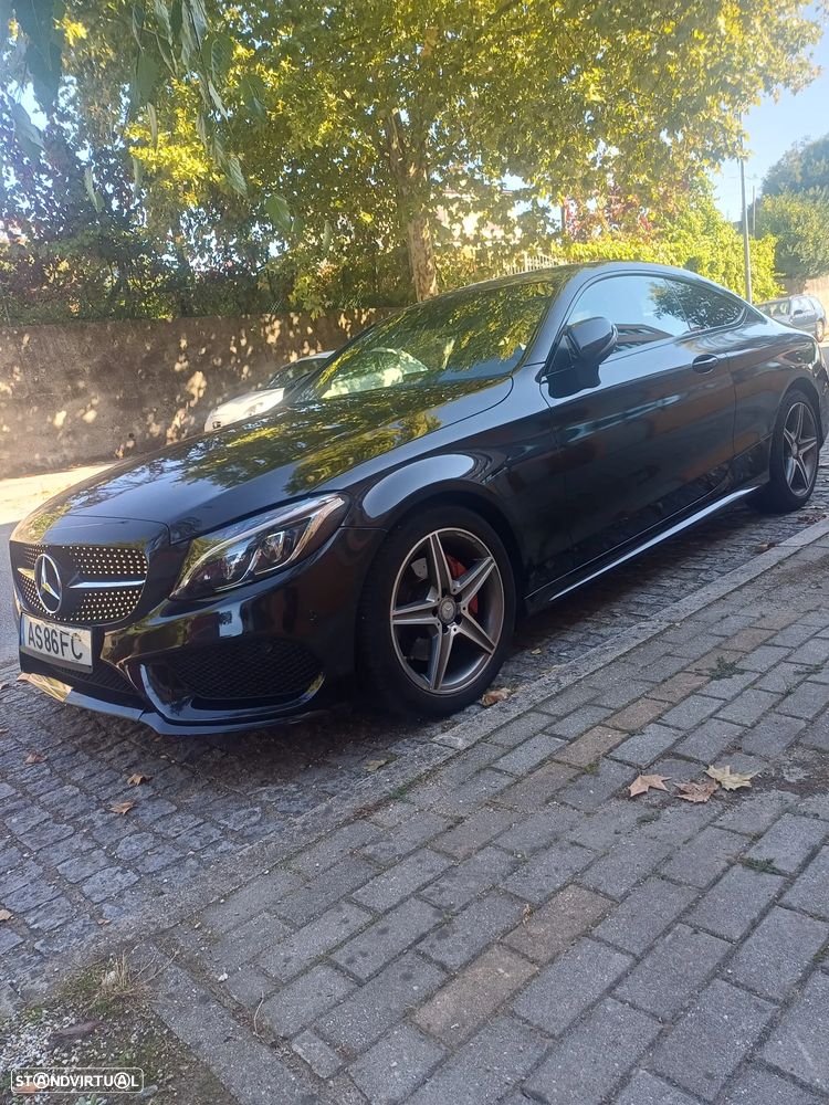 Mercedes-Benz C 220 d 4Matic 9G-TRONIC AMG Line - 4