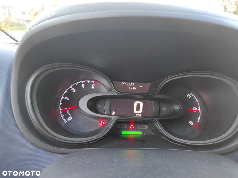 Opel Vivaro Biturbo - 21