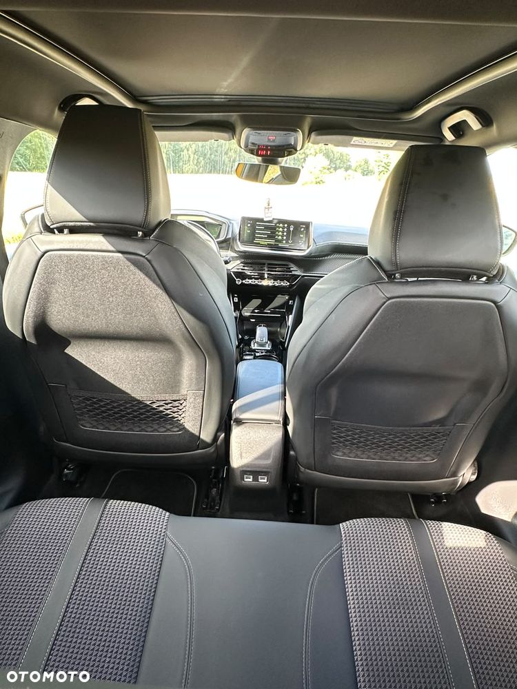 Peugeot 208 PureTech 130 EAT8 GT Pack - 8