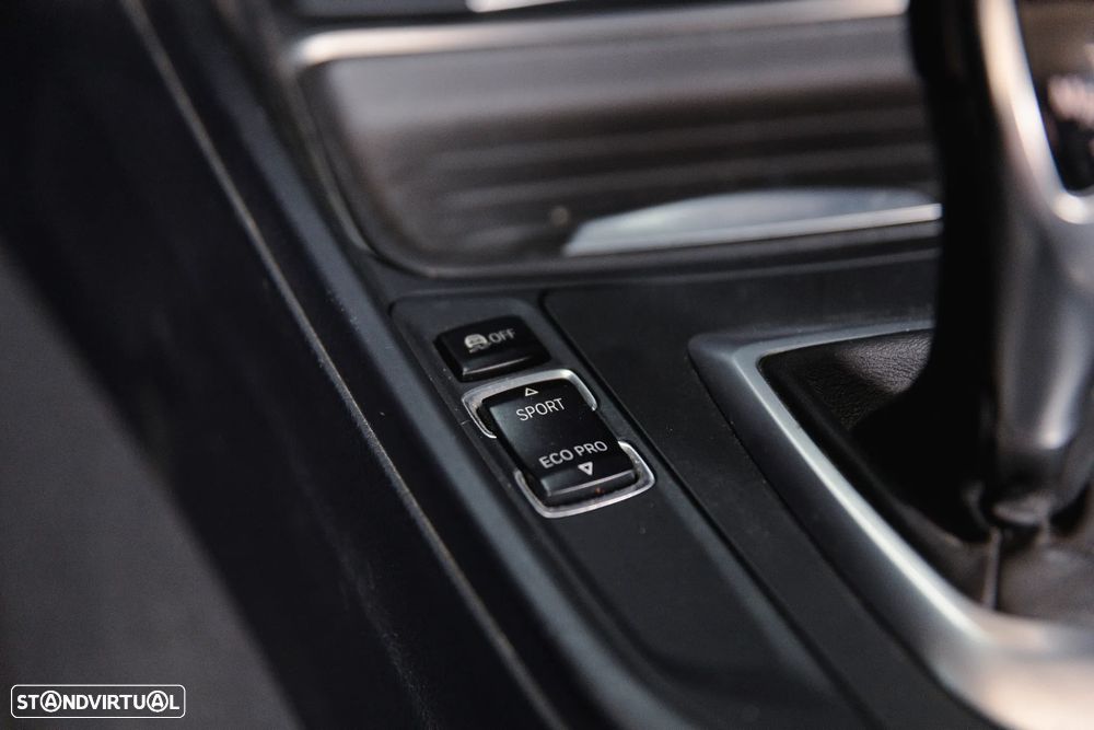 BMW 320 d Aut. Modern Line - 21