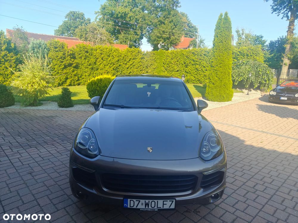 Porsche Cayenne Platinum Edition - 9