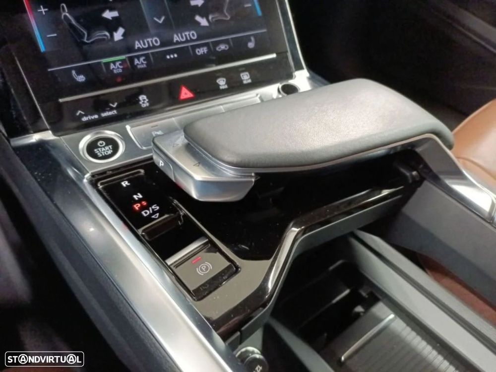 Audi e-tron 55 quattro Advanced - 8