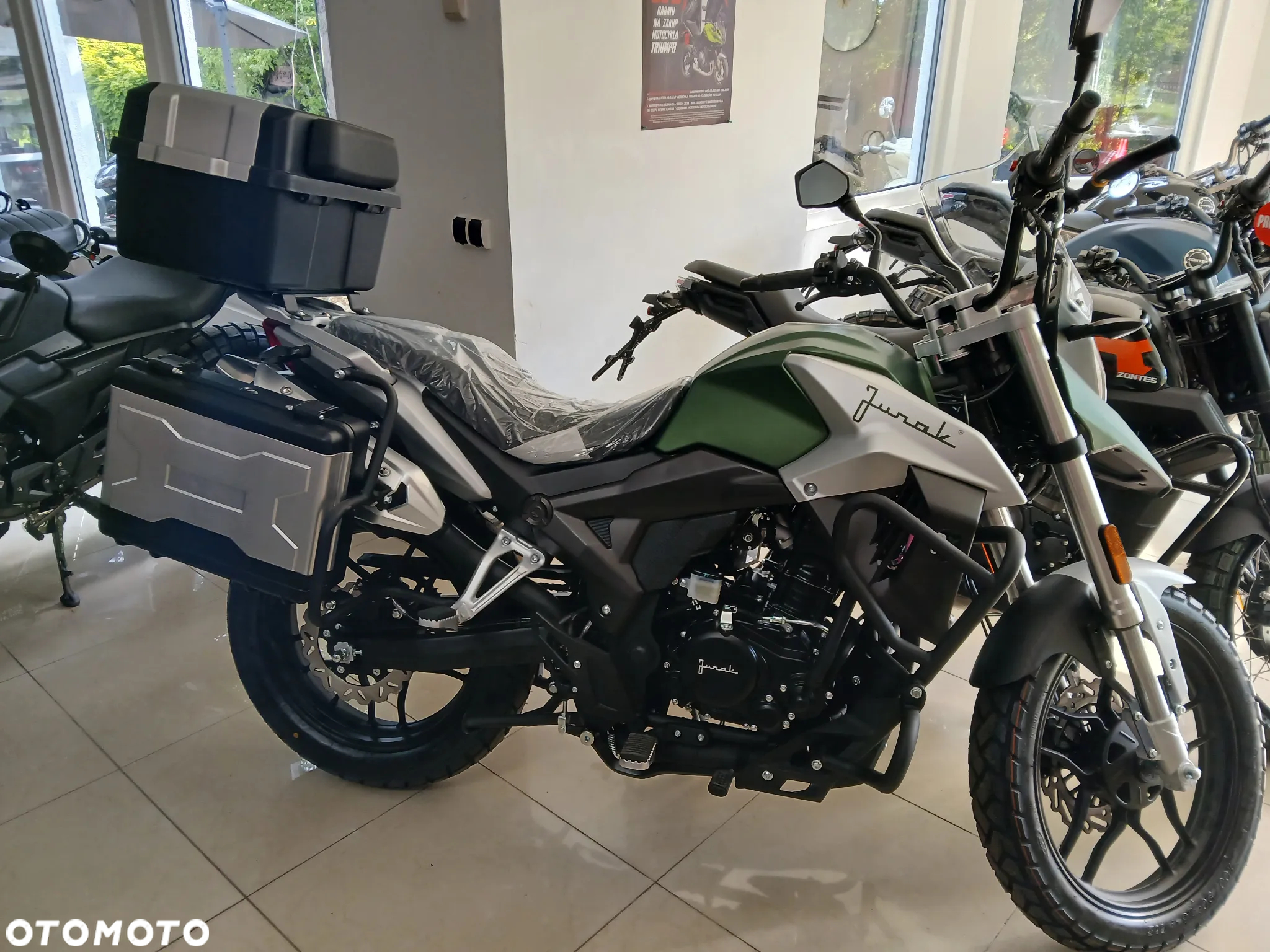 Junak RX One - 5