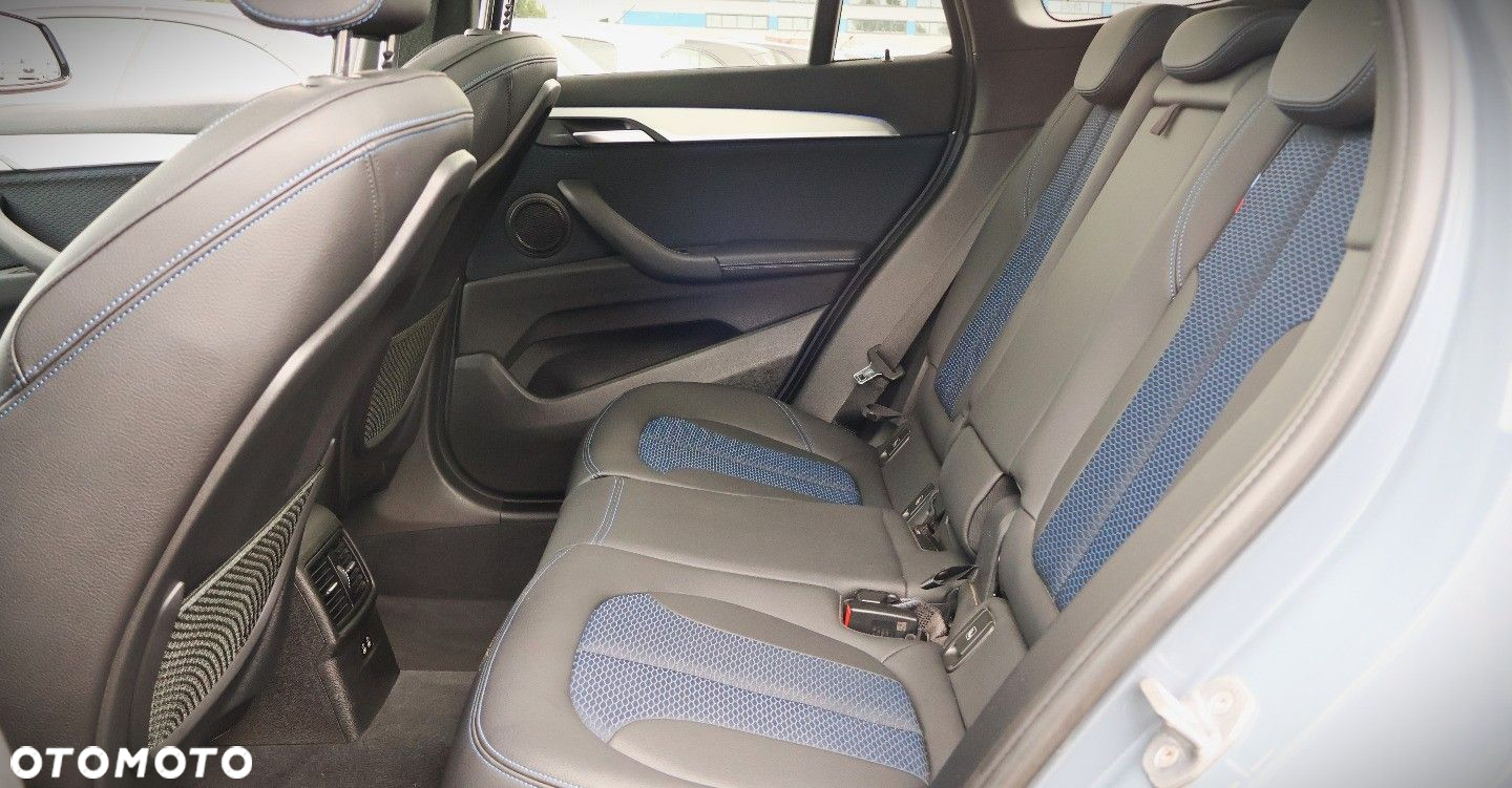 BMW X1 - 15