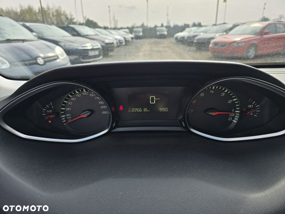 Peugeot 308 - 22