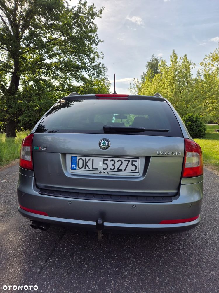 Skoda Octavia 2.0 TDI DPF RS - 8