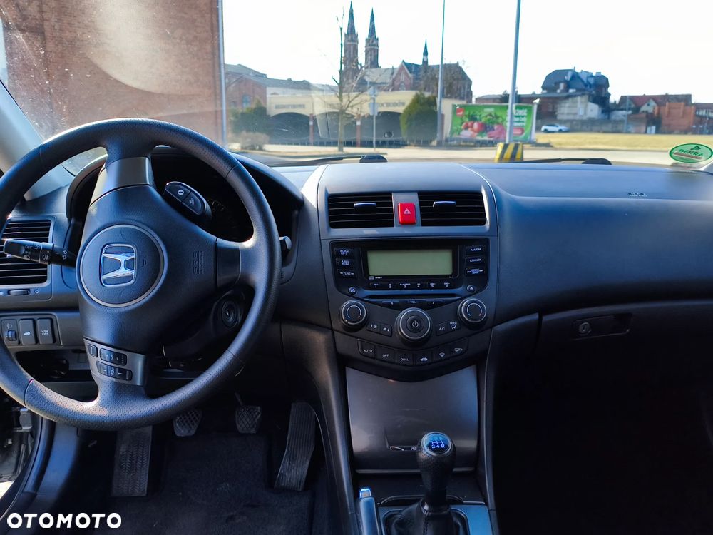 Honda Accord 2.0 i Comfort - 14