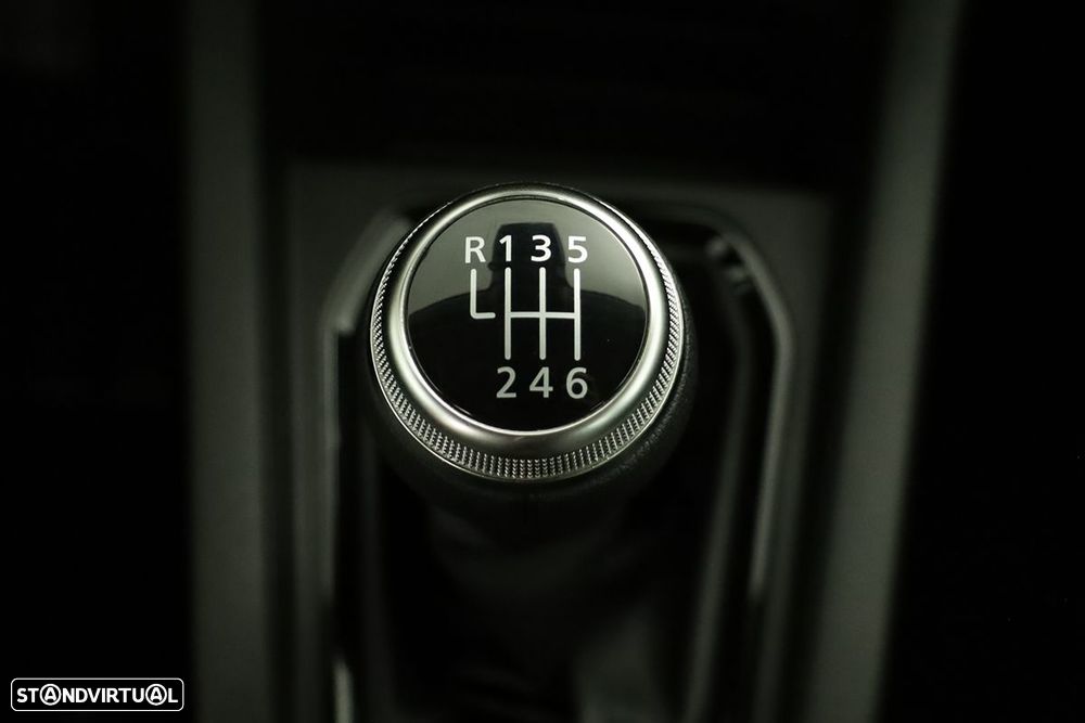 Renault Clio 1.0 TCe Evolution Bi-Fuel - 13