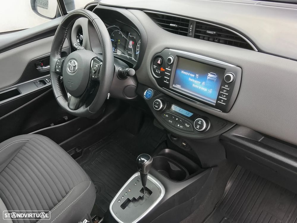 Toyota Yaris 1.5 HSD Comfort+P.Style - 8