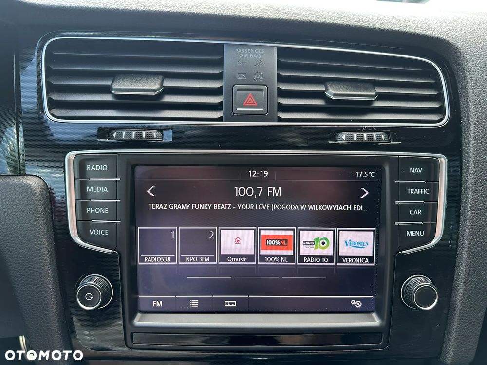 Volkswagen Golf GTI BlueMotion Technology DSG - 26