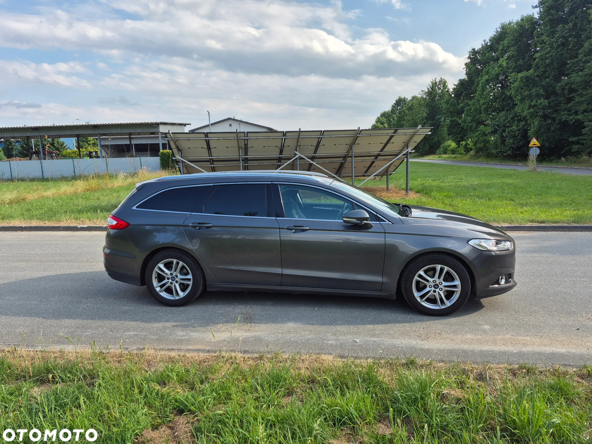 Ford Mondeo 2.0 EcoBoost Titanium - 6