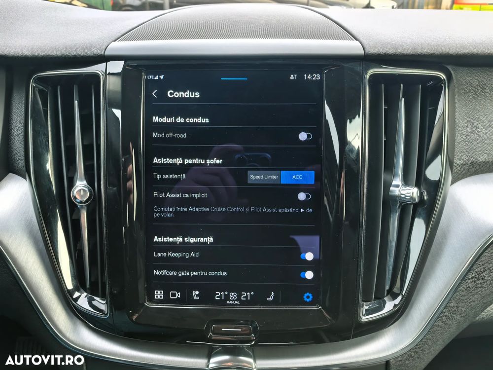 Volvo XC 60 B4 D Geartronic Momentum Pro - 19