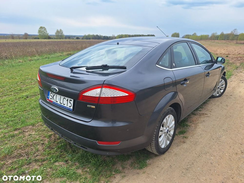 Ford Mondeo 2.0 TDCi Ghia - 7