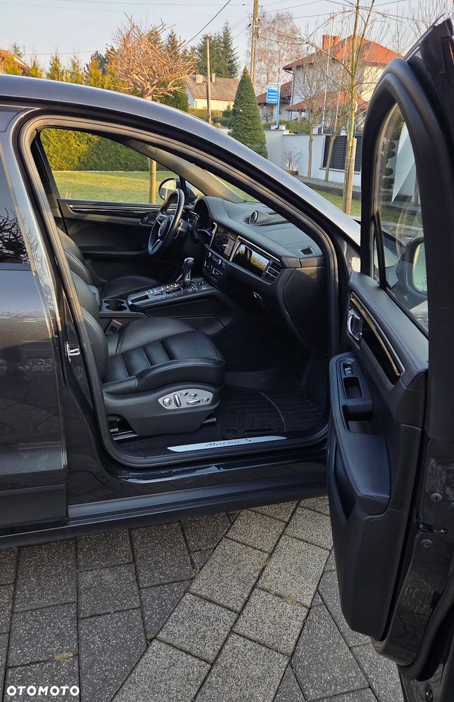 Porsche Macan S - 19