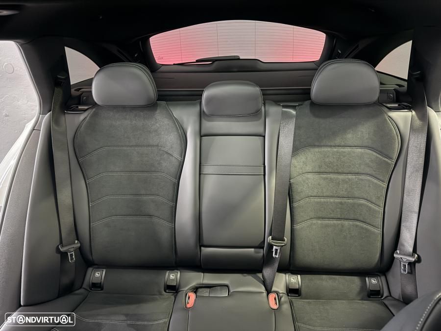 Mercedes-Benz E 300 de 4Matic All-Terrain - 21