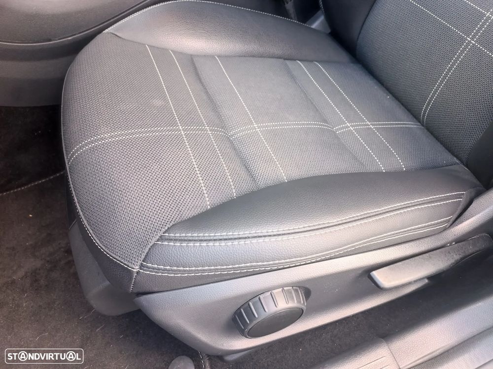 Mercedes-Benz A 180 d Urban - 17