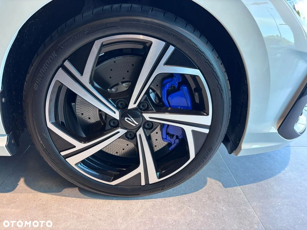 Volkswagen Golf 2.0 TSI 4Motion R DSG - 21