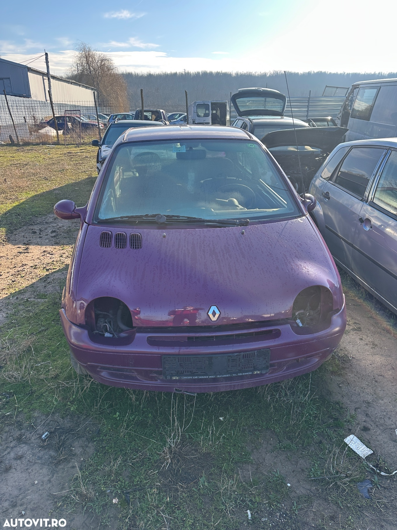 Dezmembrez Renault Twingo - 2