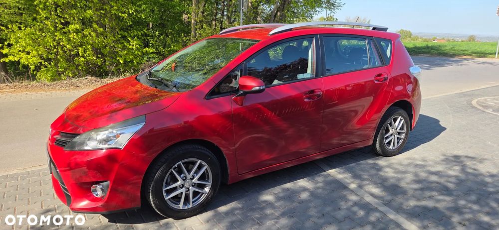 Toyota Verso 1.8 Premium 7os - 3
