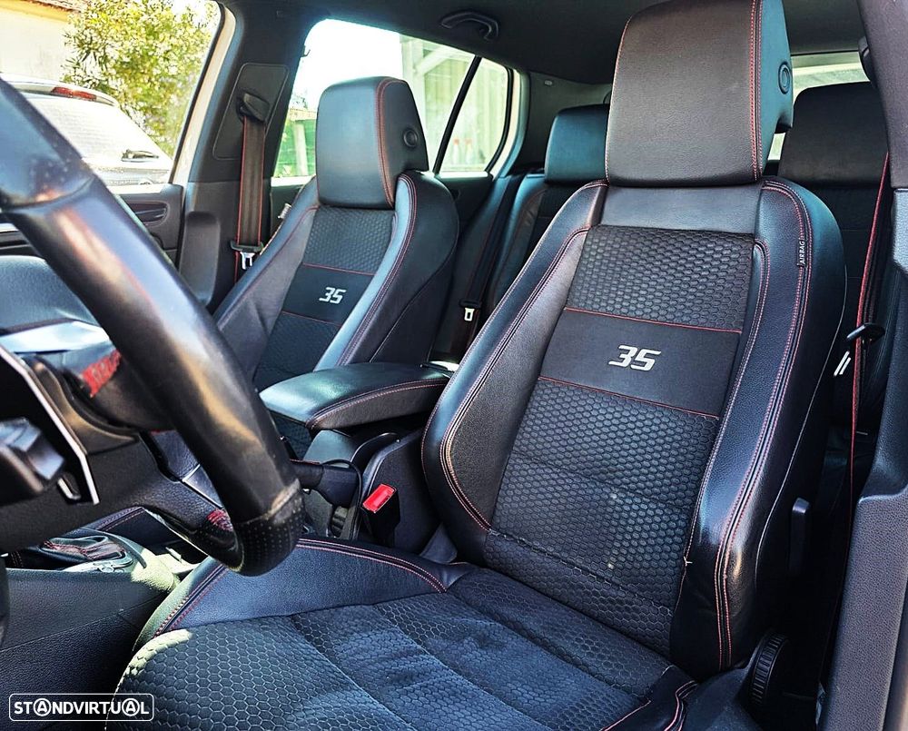 VW Golf 2.0 TSi GTI EDITION 35 DSG - 9