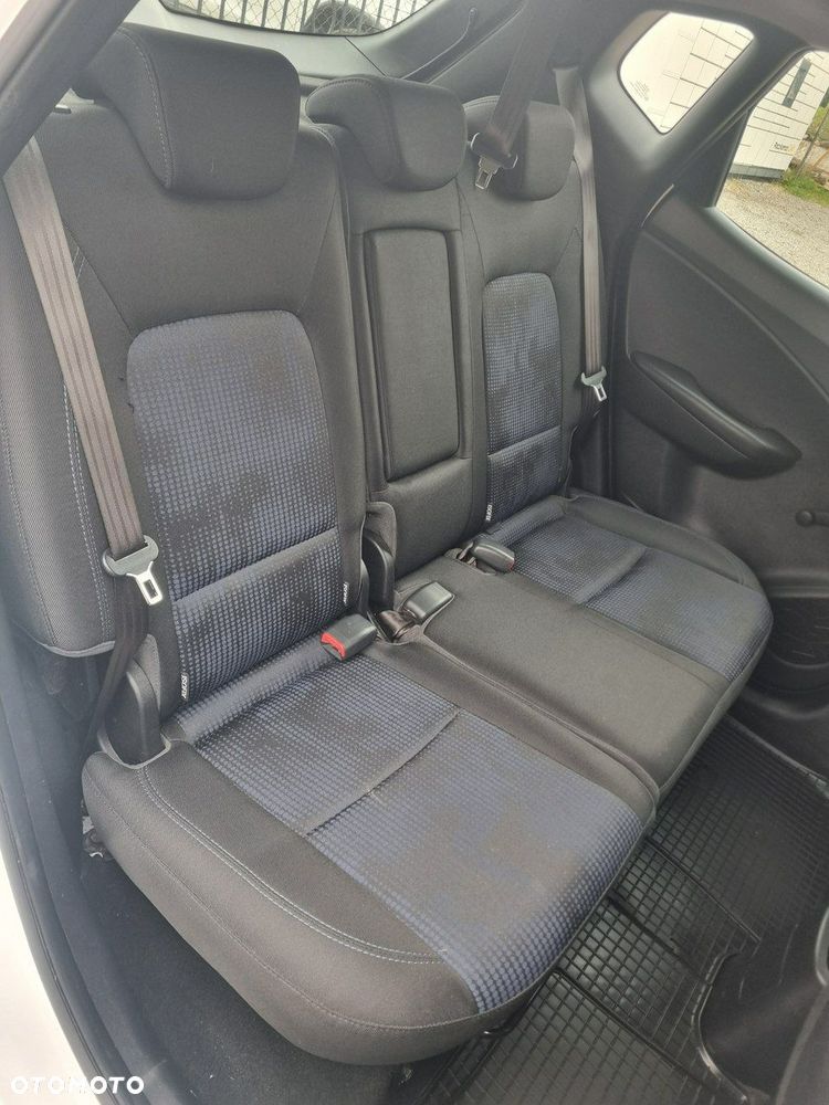Hyundai ix20 - 15