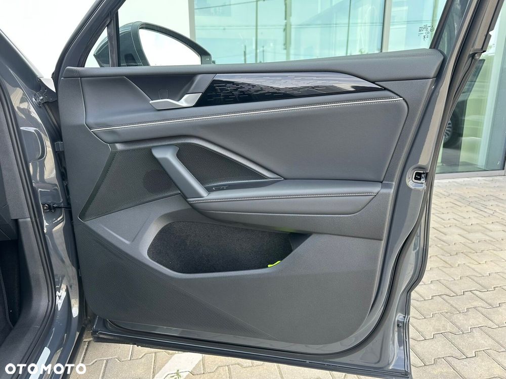 Volkswagen Tiguan - 19