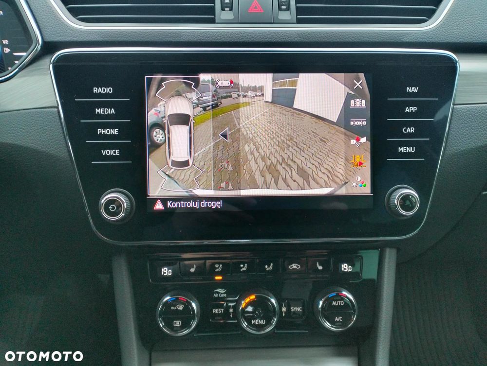 Skoda Superb 2.0 TDI SCR 4x4 Style DSG - 35