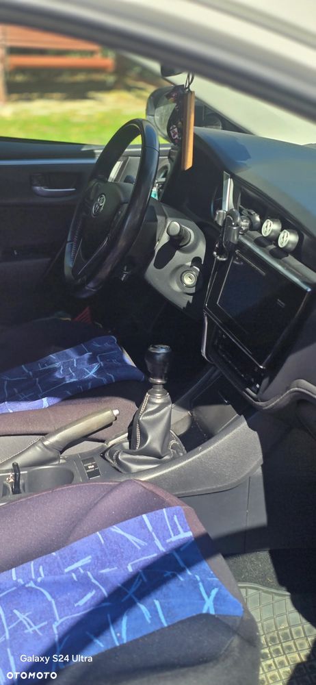 Toyota Corolla 1.6 Comfort - 7