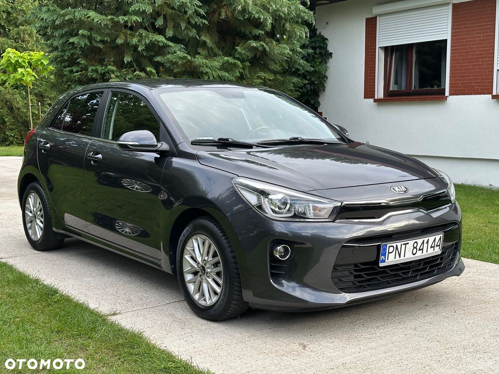Kia Rio - 1