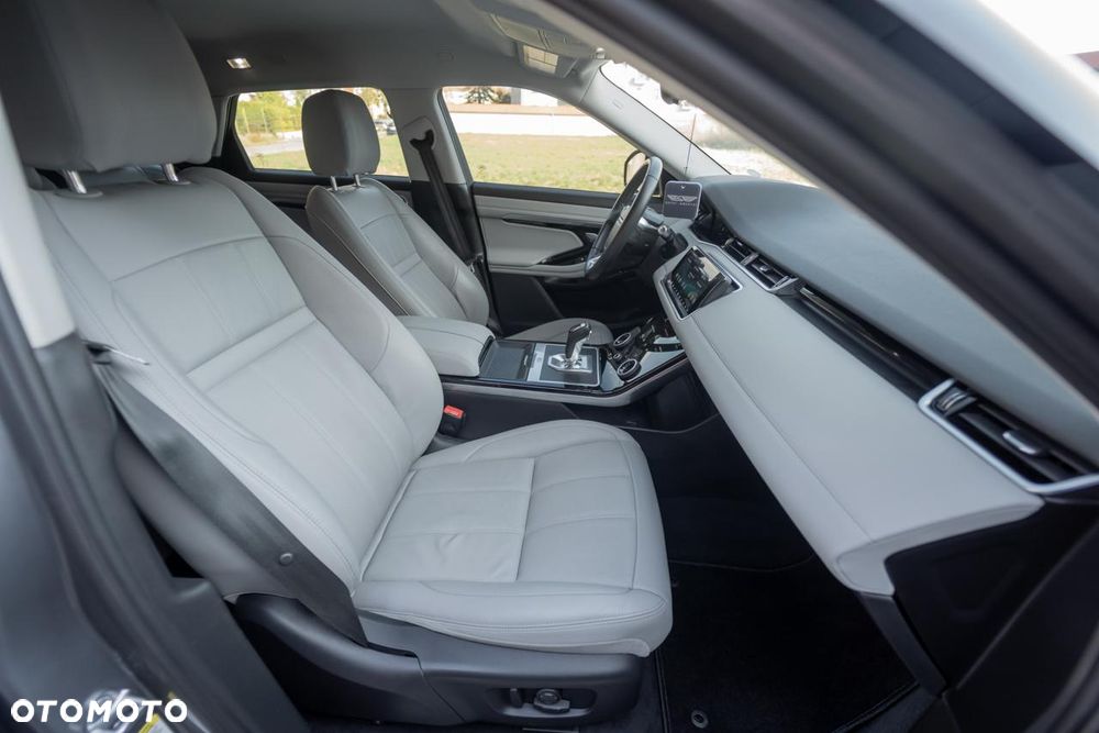 Land Rover Range Rover Evoque P250 R-Dynamic - 23