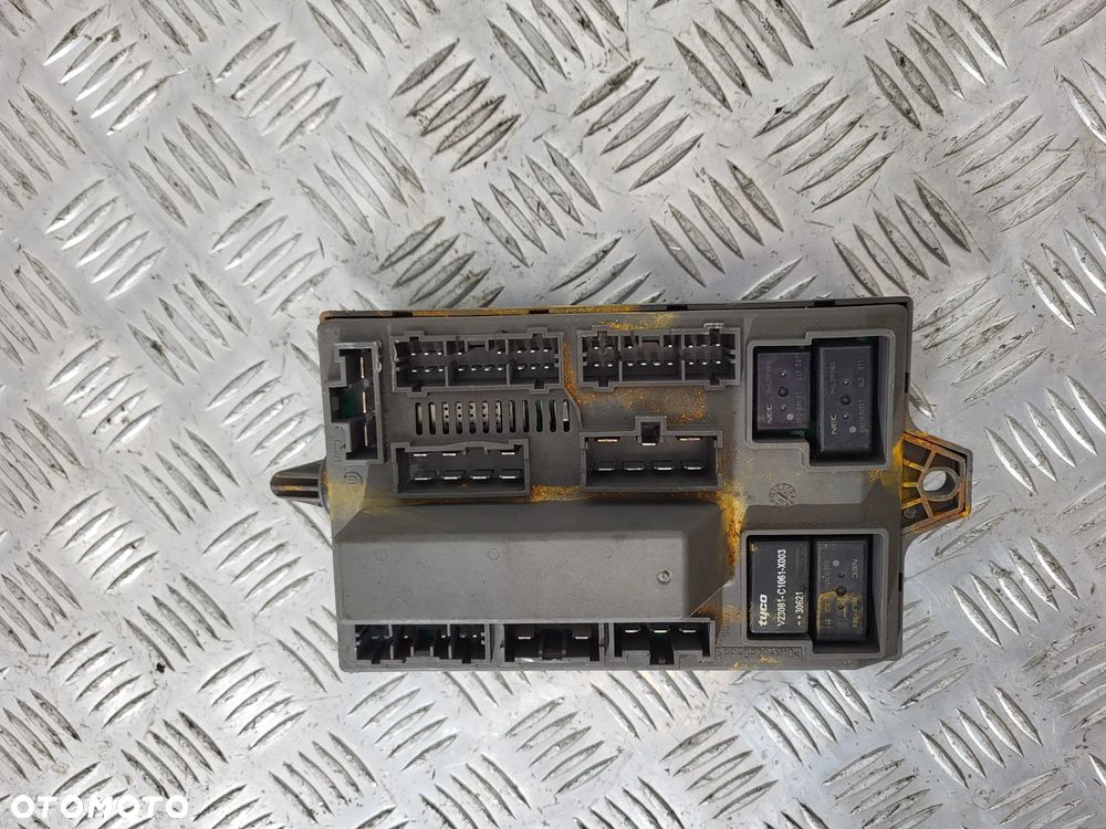 Land Rover Discovery II Skrzynka Bezpieczników