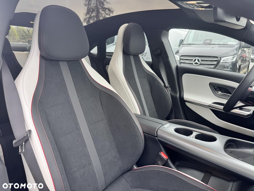 Mercedes-Benz CLA 220 mHEV 4-Matic 8G-DCT - 7