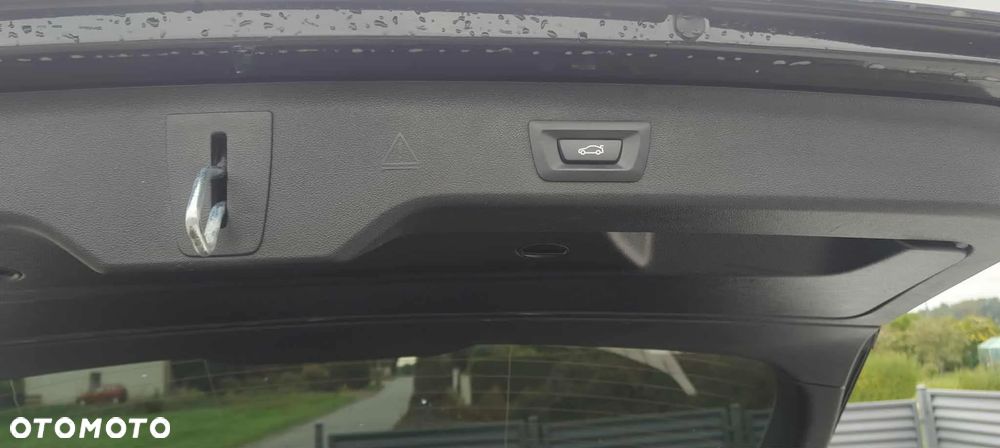 BMW Seria 5 520d Touring - 31