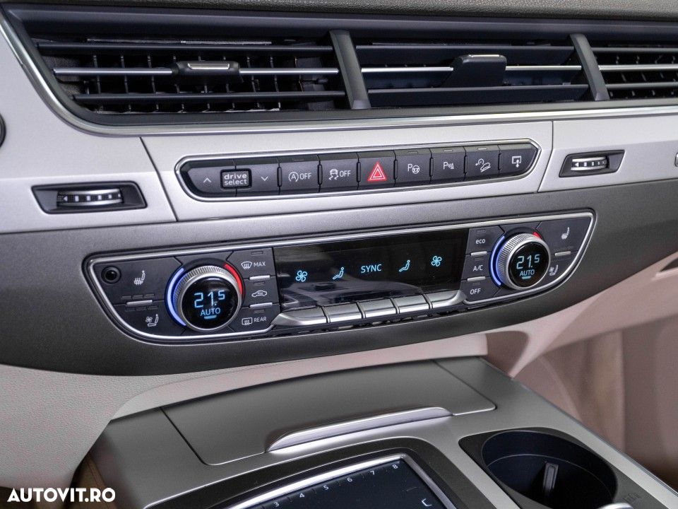 Audi Q7 - 6
