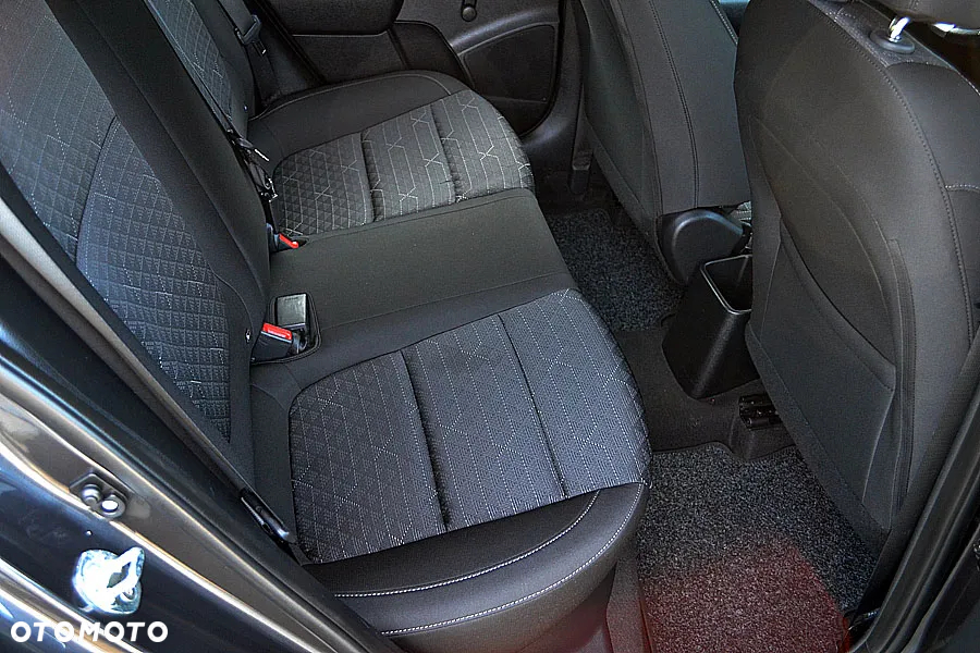 Kia Rio 1.2 Attract - 9