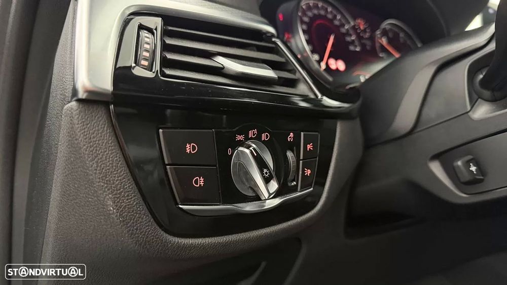 BMW 520 d Pack M Auto - 40