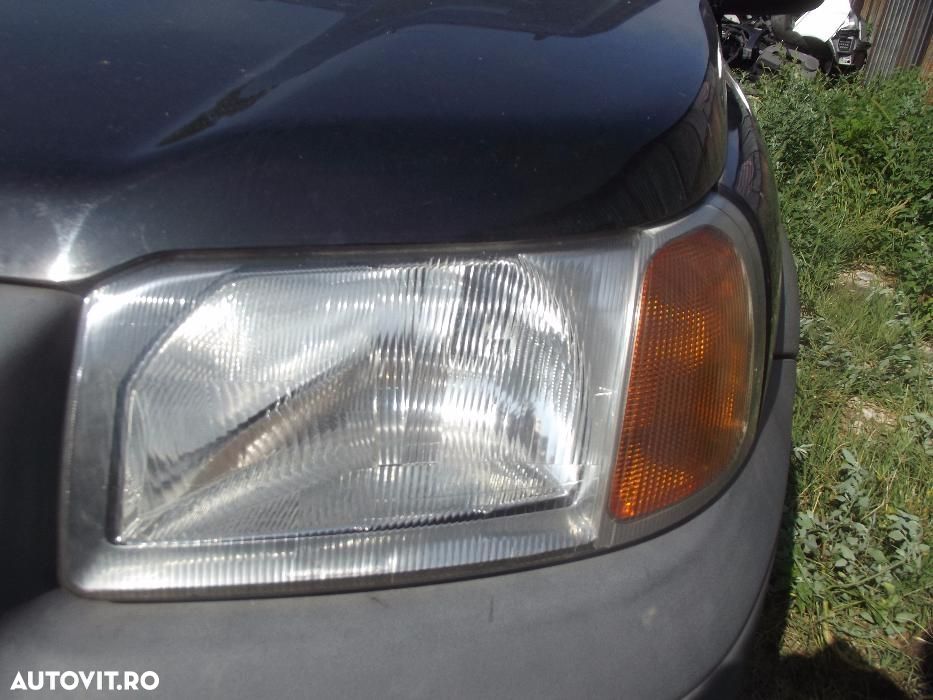 Far Land Rover Freelander faruri stanga dreapta 1998-2003 Dezmembrez - 1