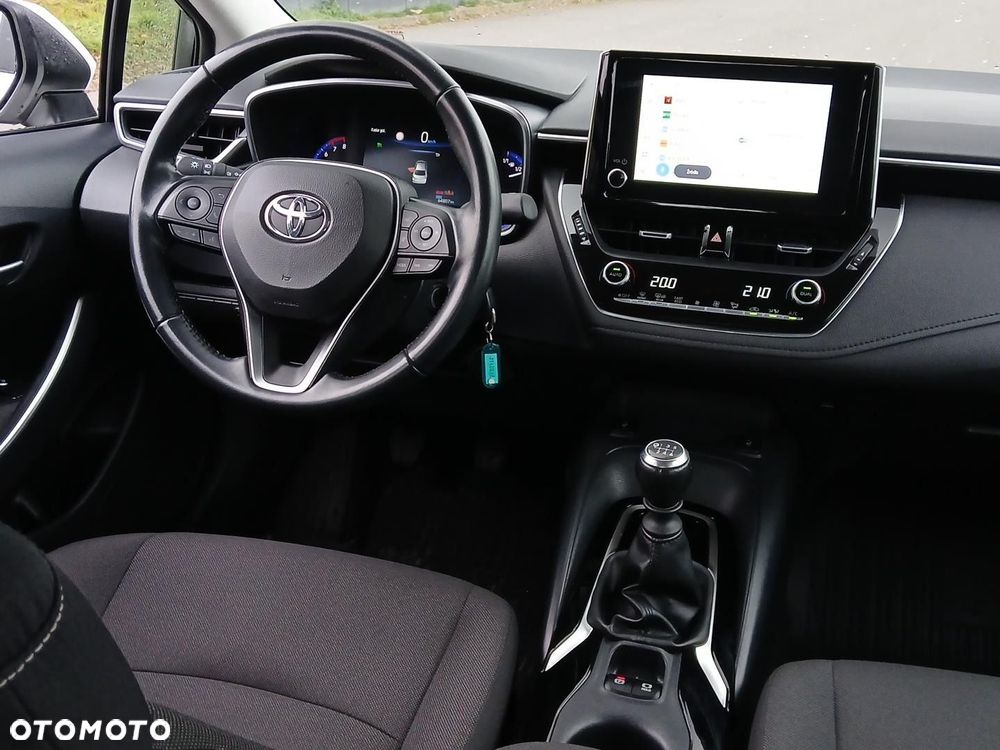 Toyota Corolla - 21