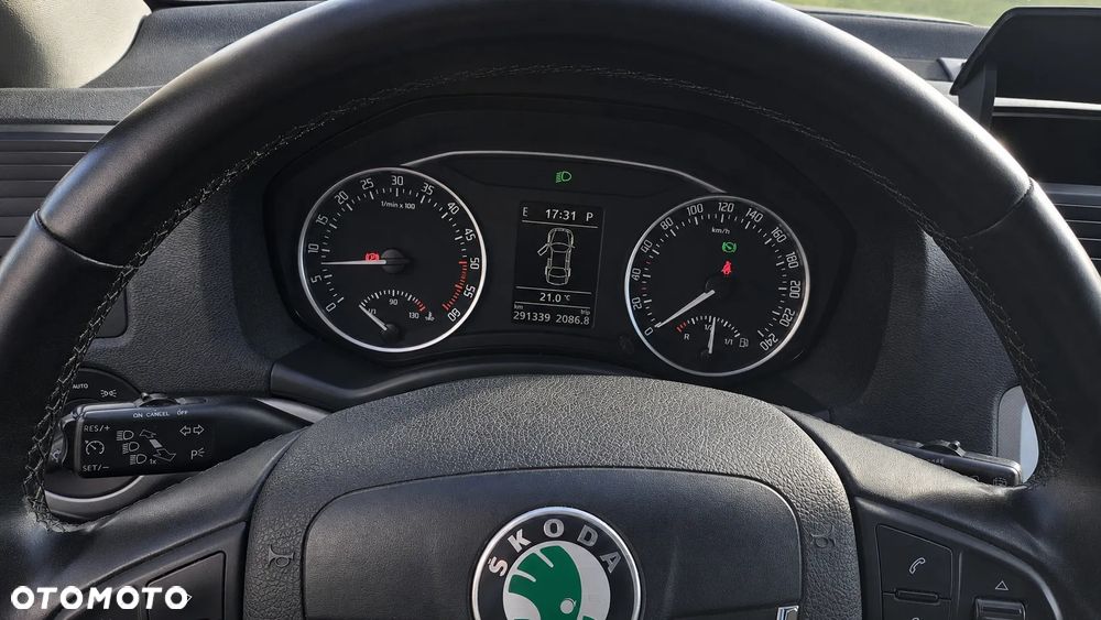 Skoda Octavia 2.0 TDI DPF Elegance DSG - 11