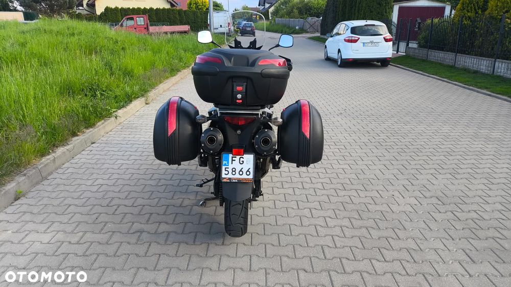 Suzuki DL - 6