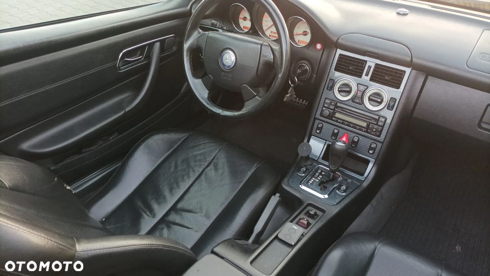 Mercedes-Benz SLK - 12